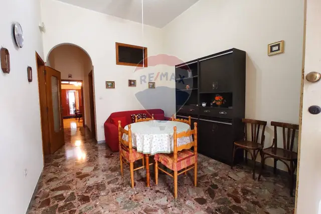 Dreizimmerwohnung in Via degli Angioini 12, Manfredonia - Foto 1