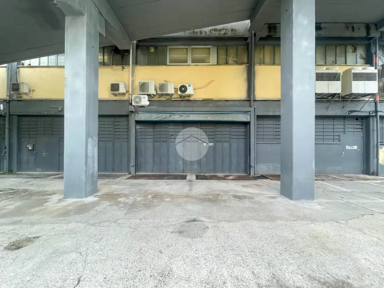 Capannone in Viale Sant'Eufemia 94, Brescia, {3} - Foto 2