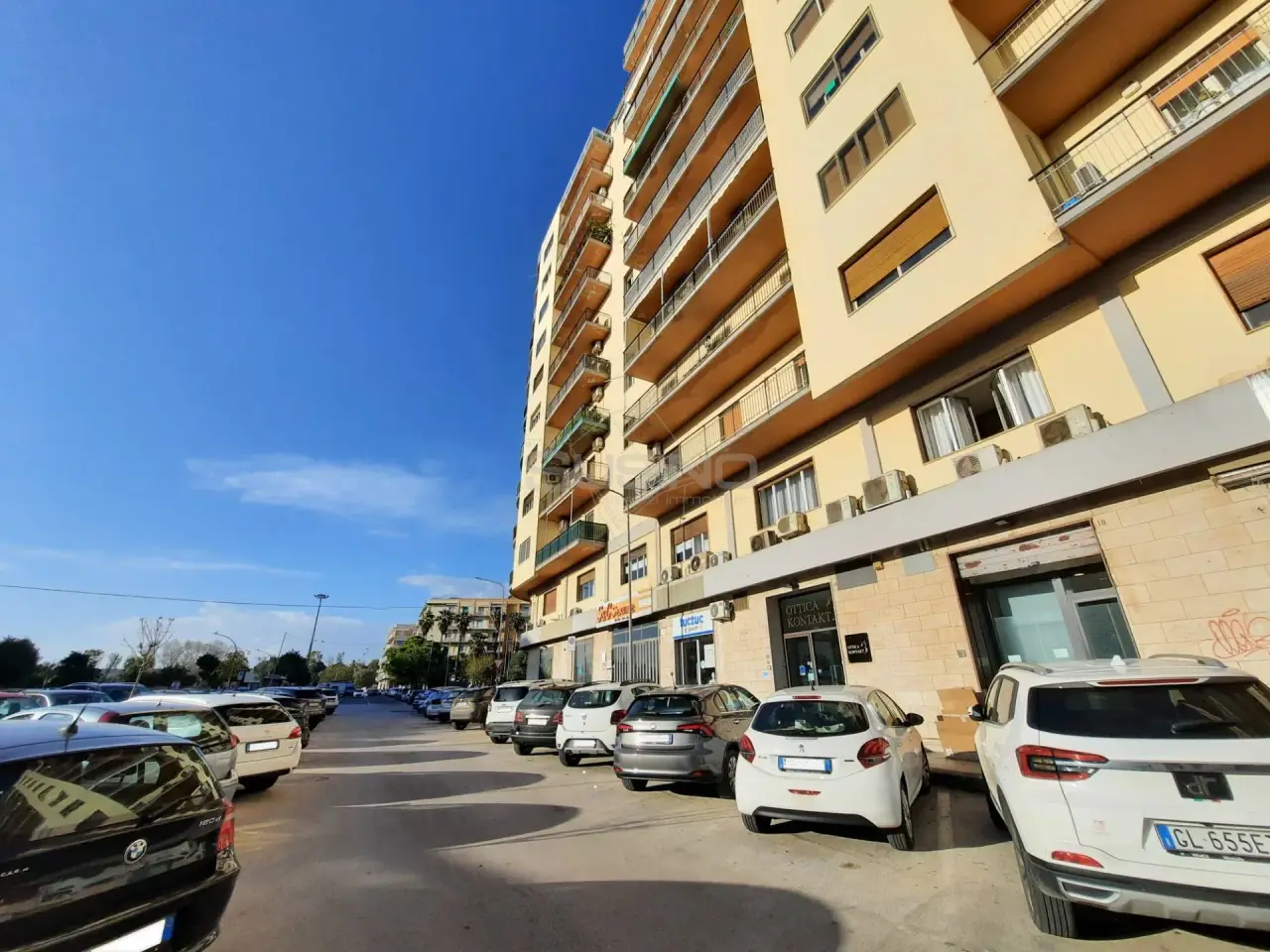 Negozio in Piazza Adda, Siracusa, {3} - Foto 1