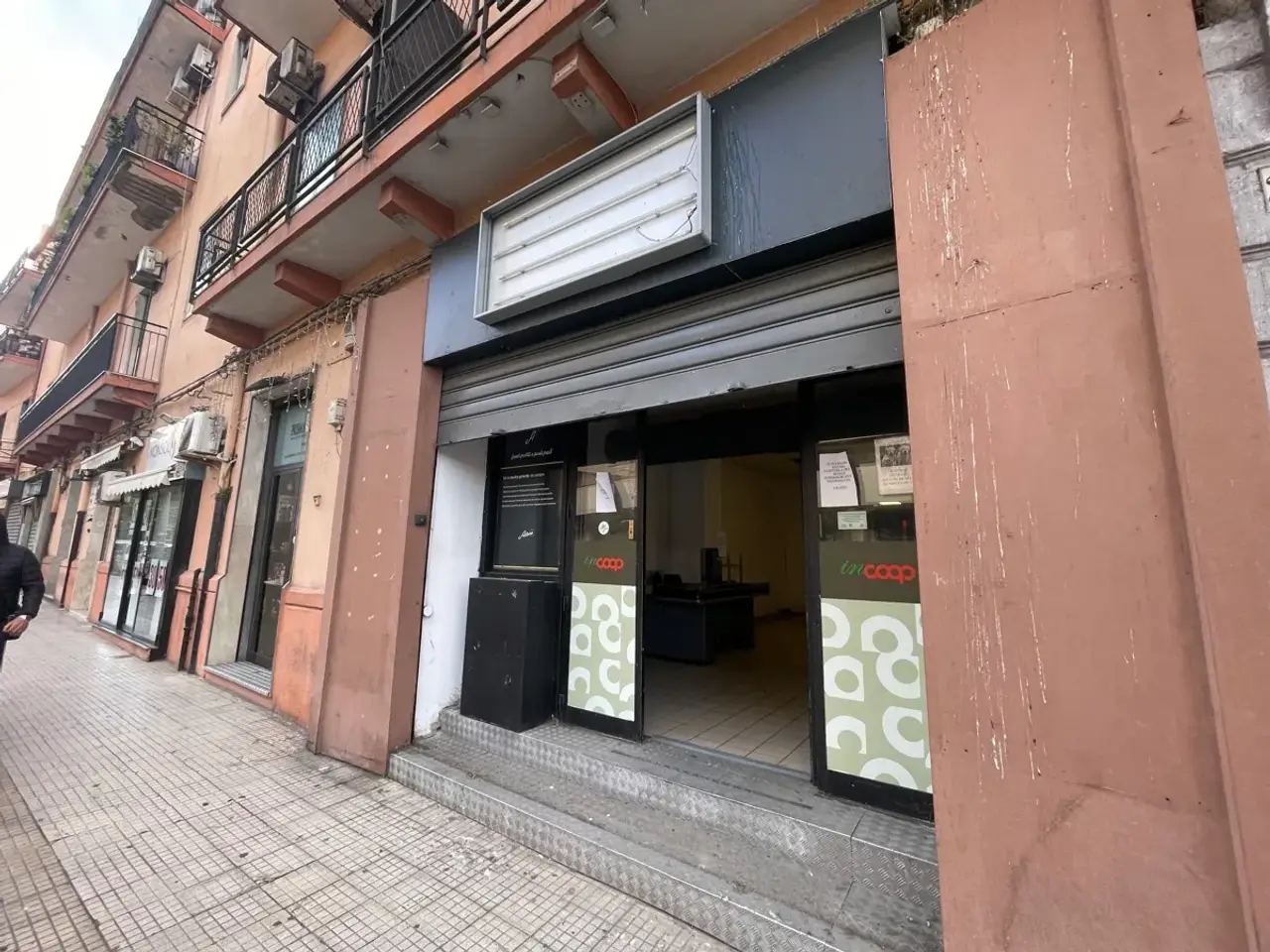 Palazzina commerciale in Via Catania 276, Messina, {3} - Foto 2