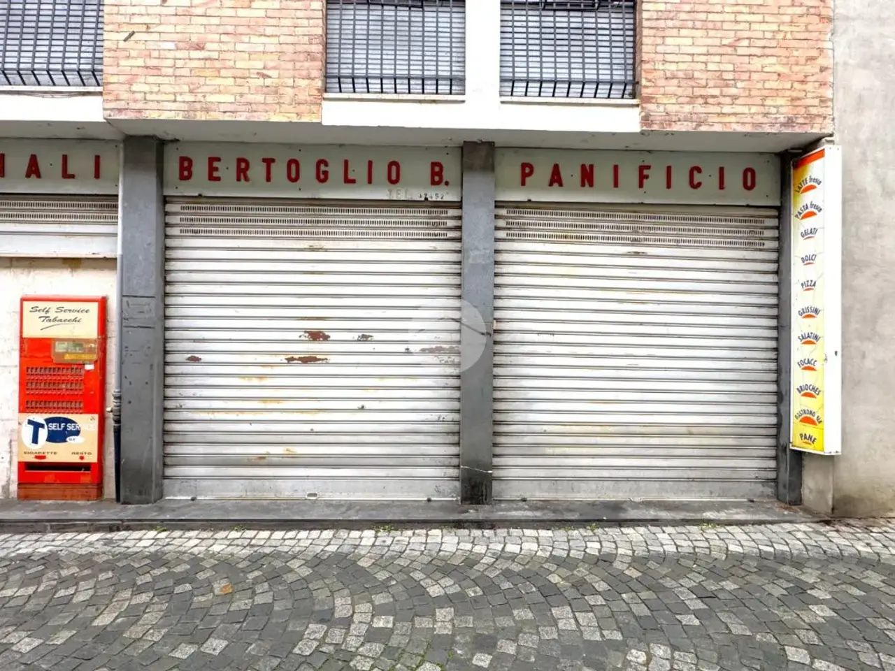 Negozio in Via Roma 58, Banchette, {3} - Foto 1