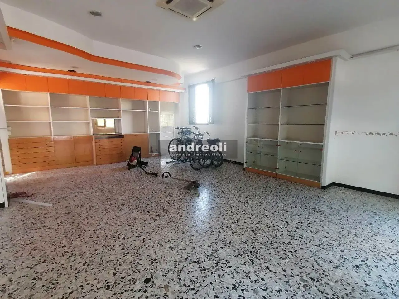 Negozio in , Belvedere Ostrense, {3} - Foto 1