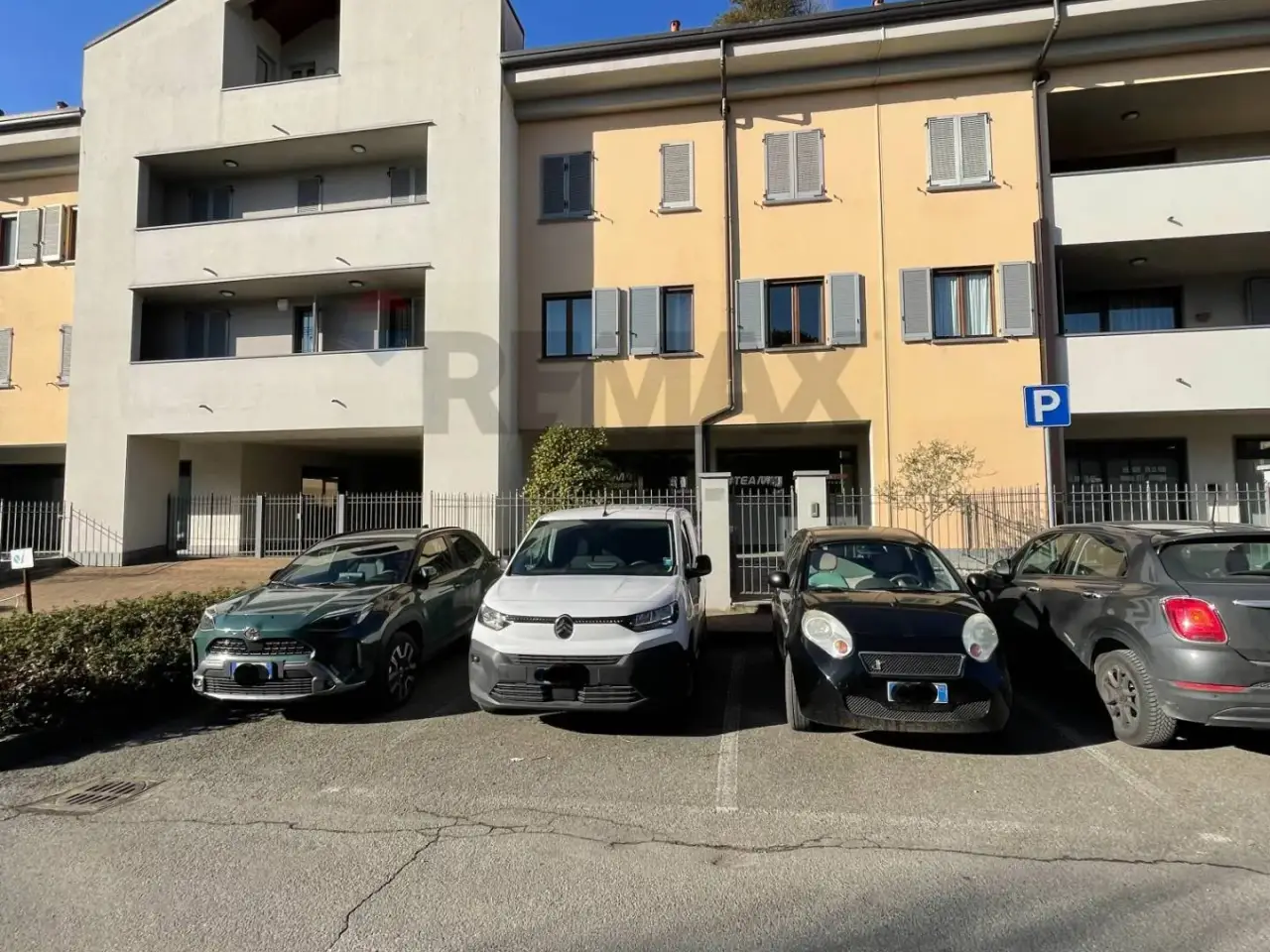 Negozio in , Merate, {3} - Foto 1