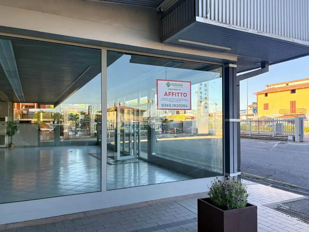 Negozio in Via Campagnola 19, Manerba Del Garda, {3} - Foto 2