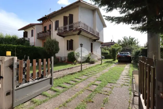 Villa in Via Paolo Bentivoglio 1, Mantova - Foto 1