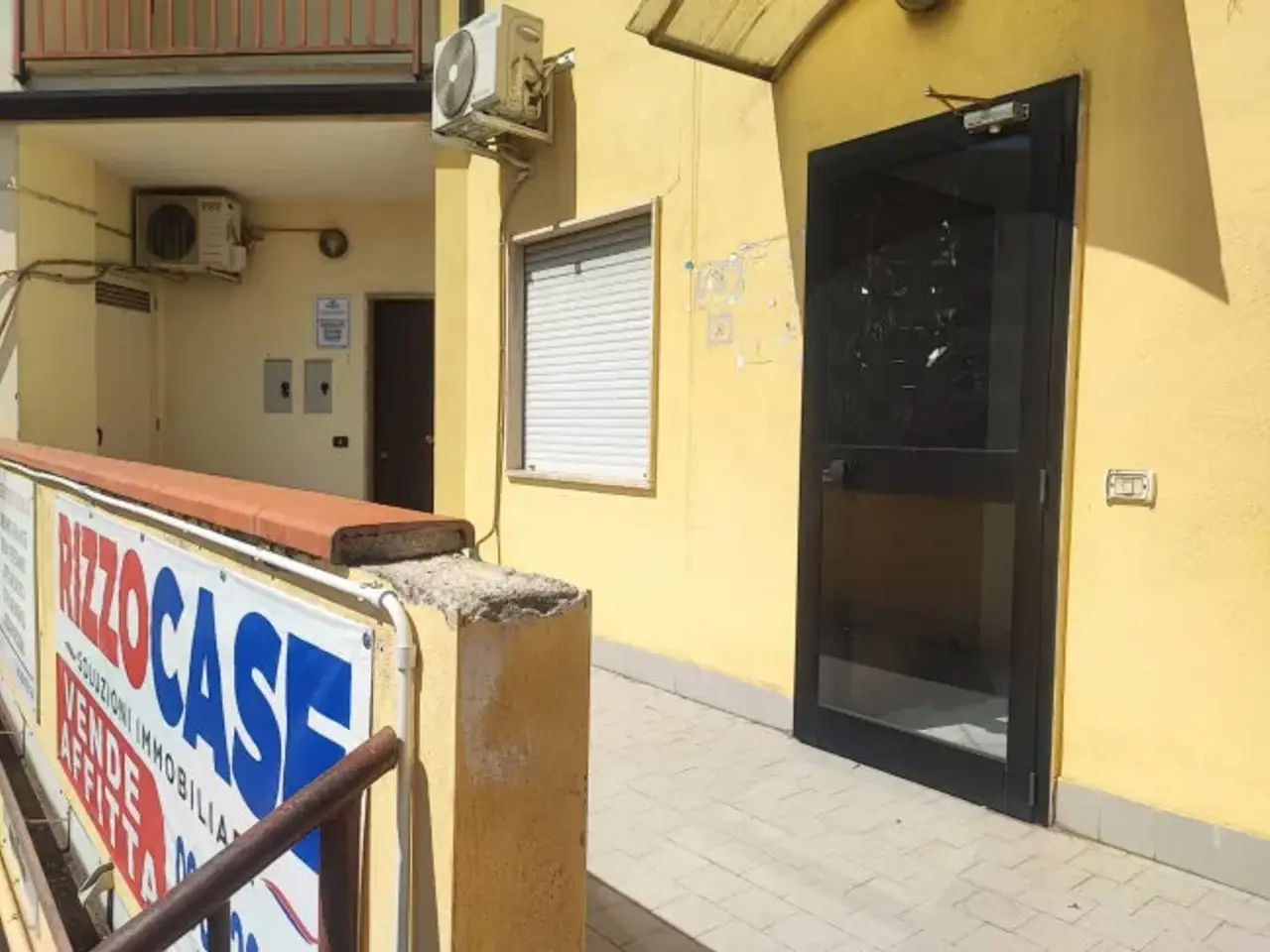 Ufficio in Corigliano-Rossano - Via Nazionale, Corigliano-Rossano, {3} - Foto 1