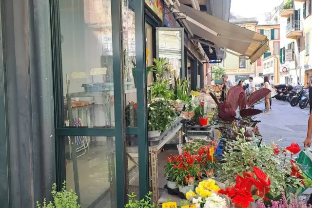 Shop in Via Casimiro Corradi, Genova - Photo 1