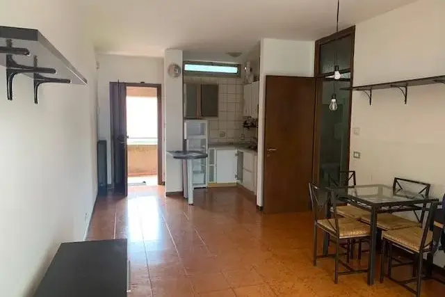 3-room flat in Via Roma, Paese - Photo 1