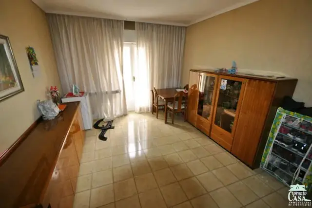 4-room flat in {3}, - Photo 1