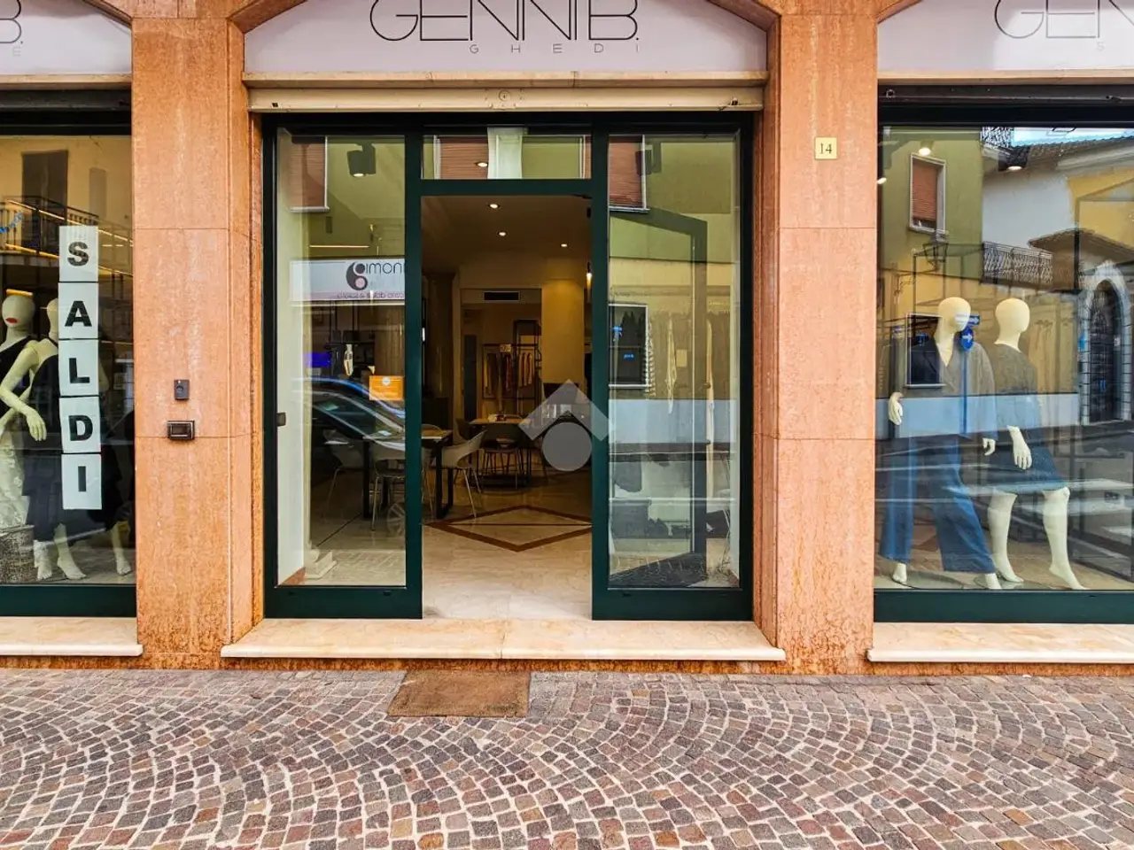 Negozio in Via Repubblica 14, Ghedi, {3} - Foto 1