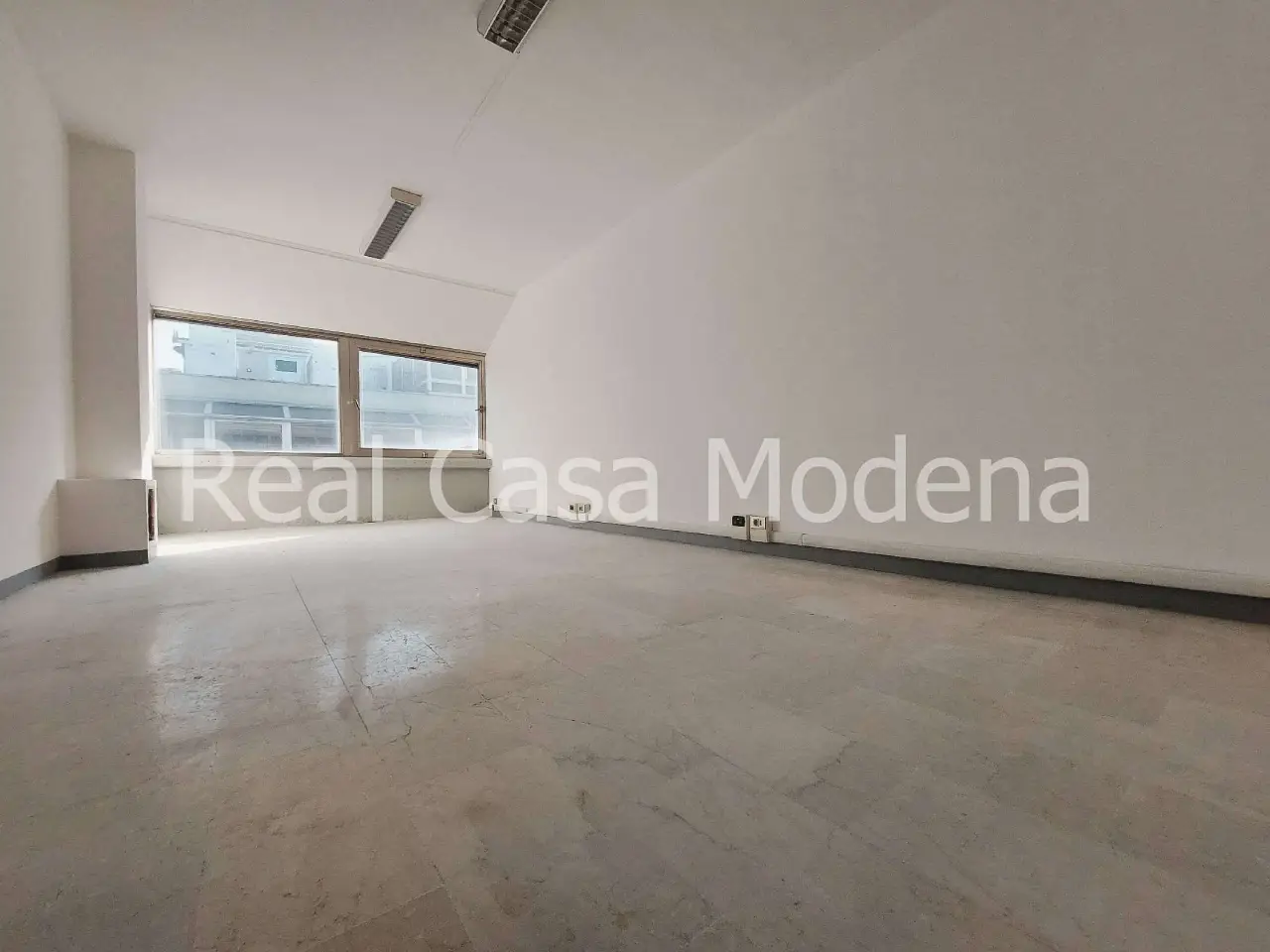 Ufficio in Via Cagliostro, Modena, {3} - Foto 1