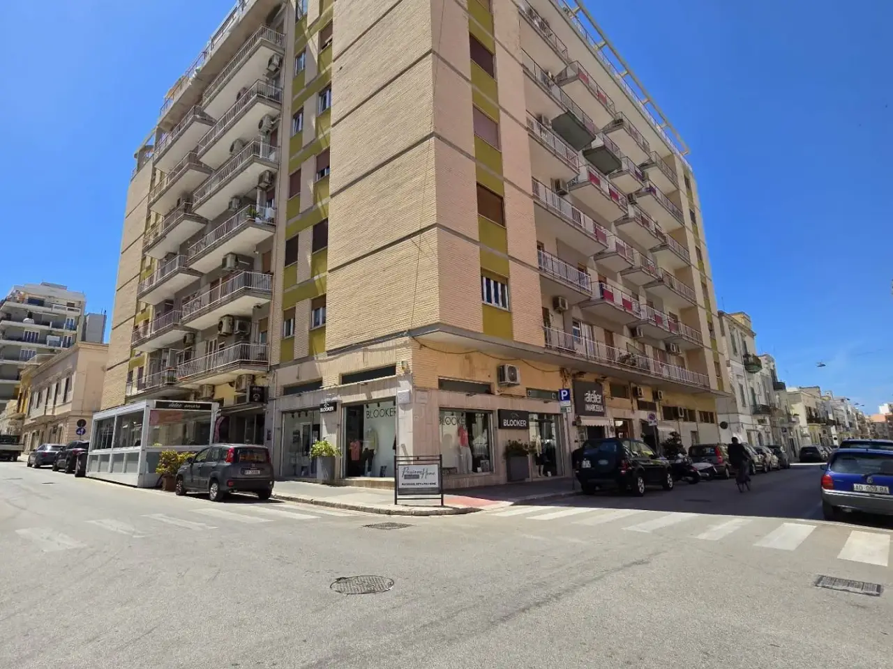 Negozio in Via Magenta, Monopoli, {3} - Foto 1