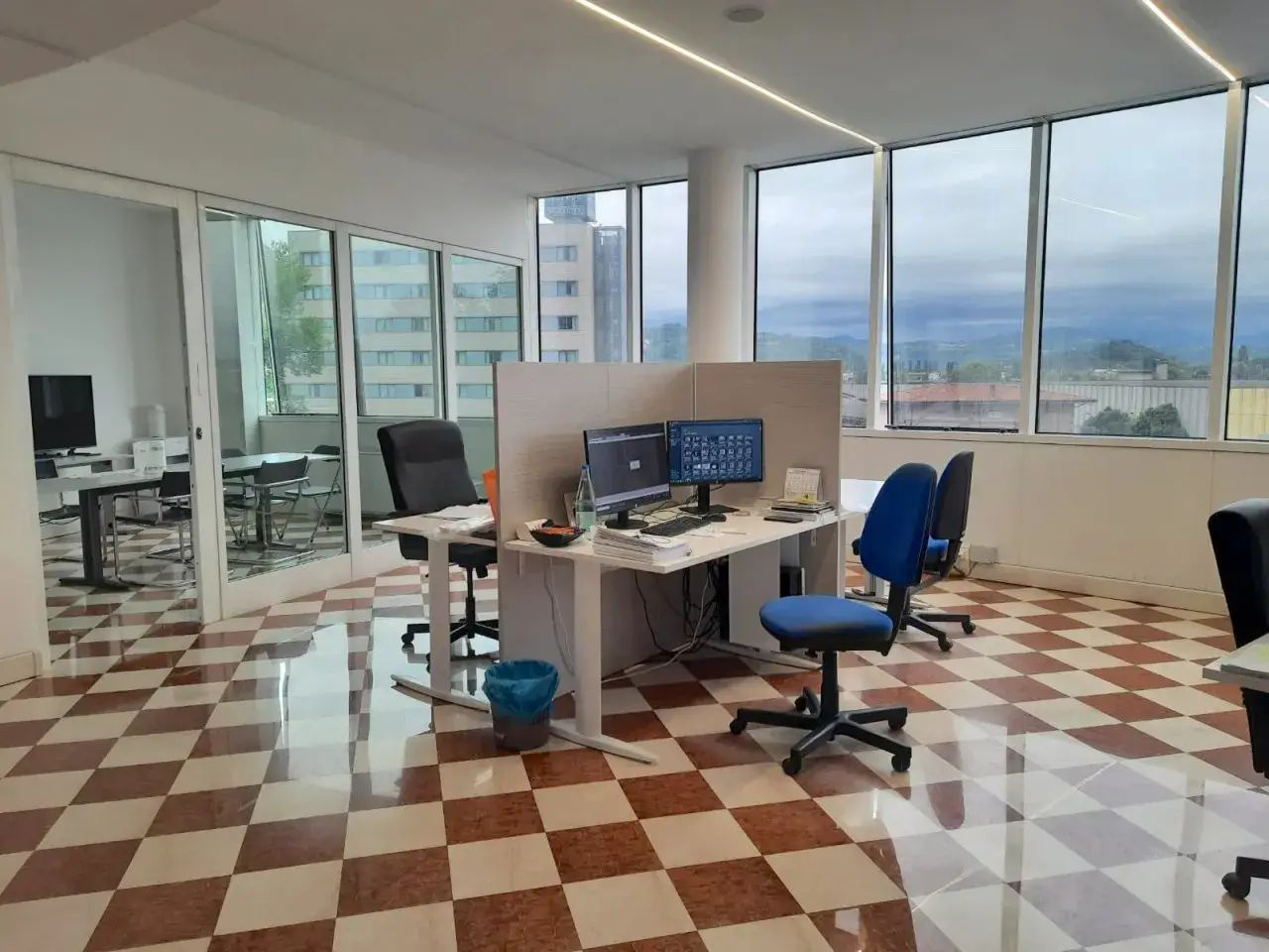 Ufficio in Via dei Frassini, Vicenza, {3} - Foto 1