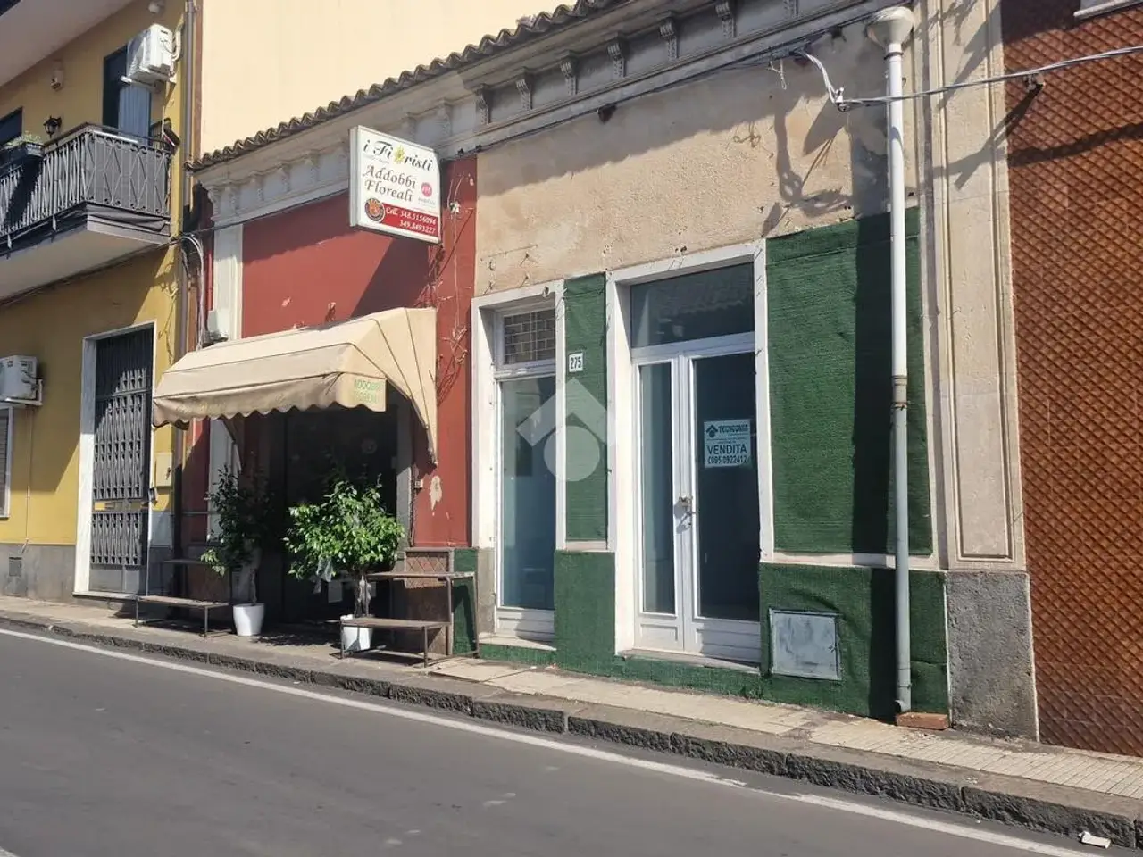 Negozio in Via Vittorio Emanuele 275, Viagrande, {3} - Foto 2