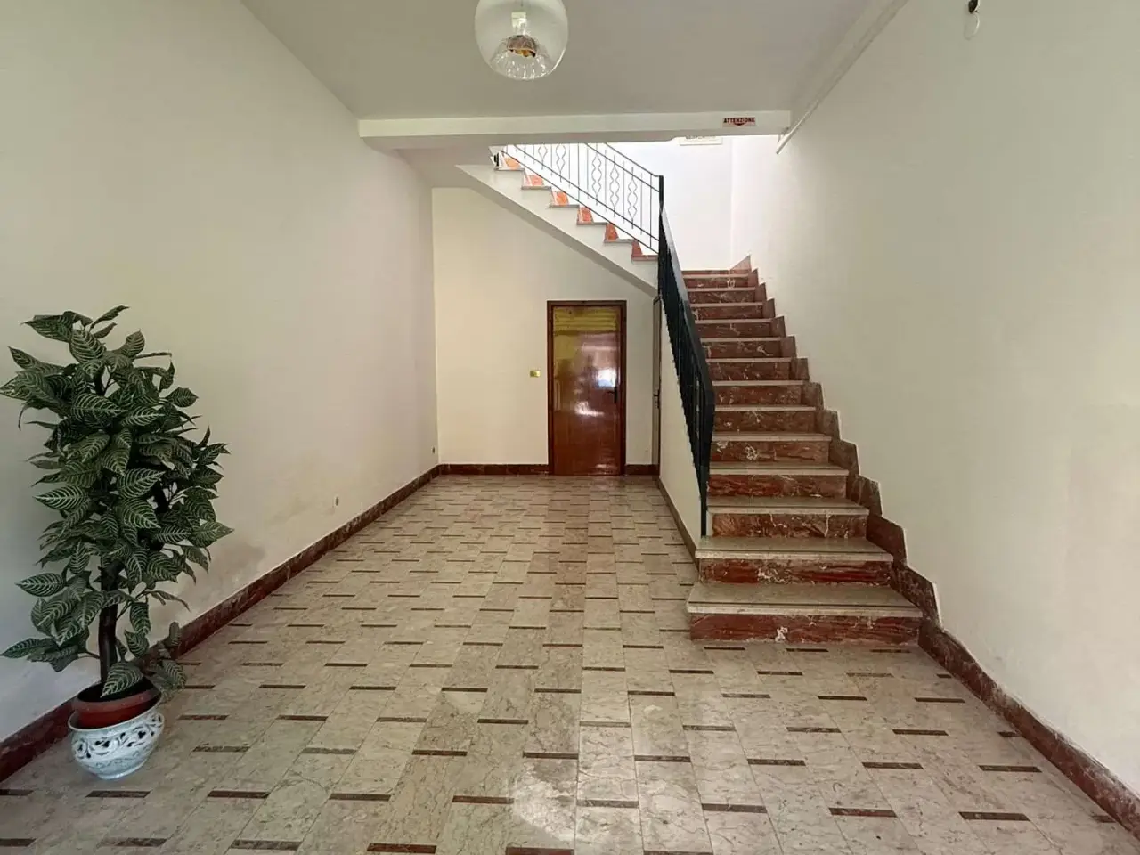 Palazzina commerciale in , Mazara Del Vallo, {3} - Foto 1