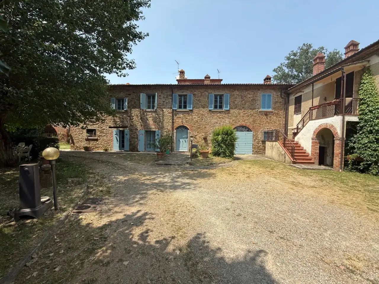 Palazzina commerciale in Localita' Fossaccio, Monte San Savino, {3} - Foto 1