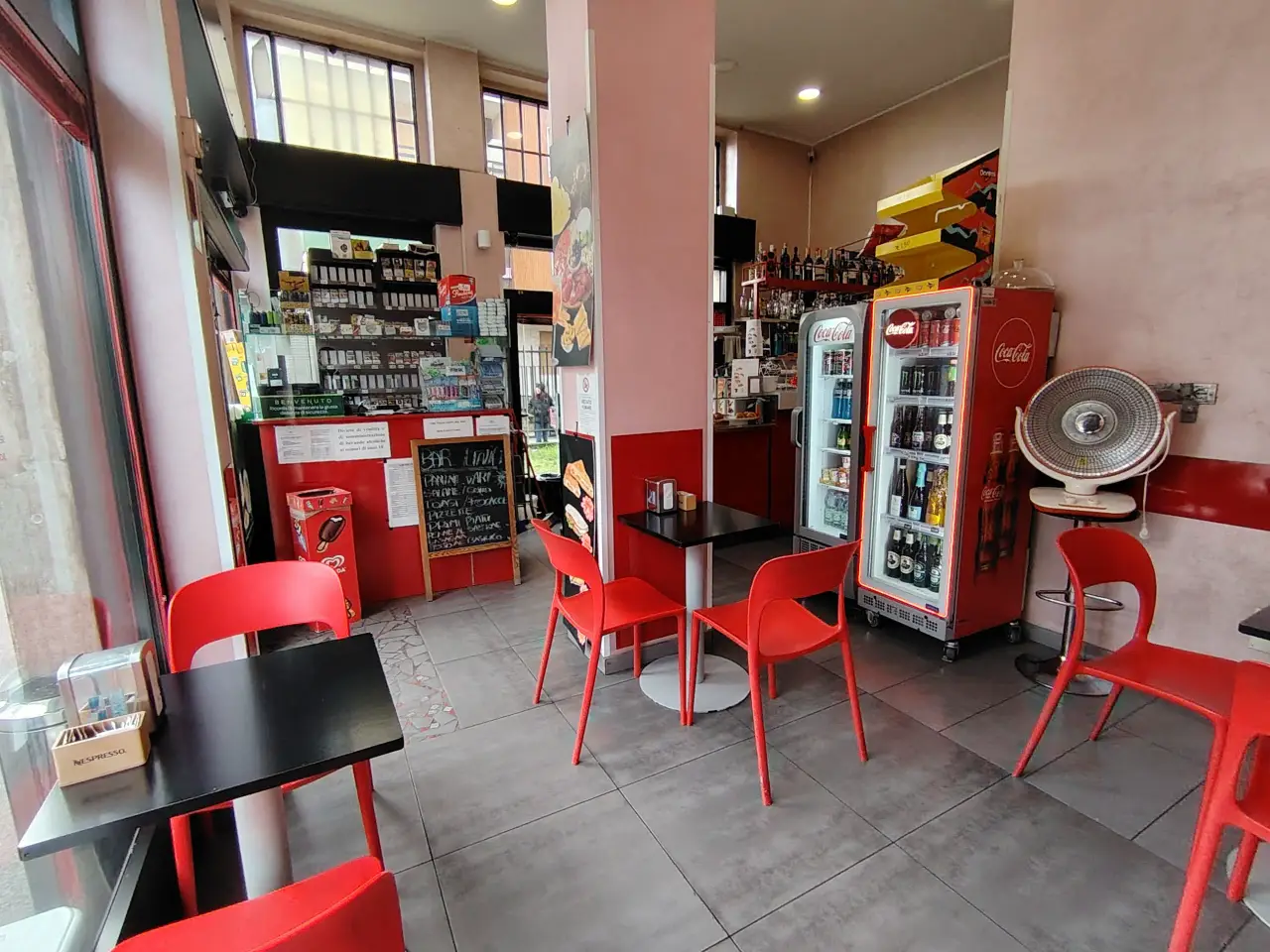 Bar in Via Carlo Imbonati 89, Milano, {3} - Foto 2