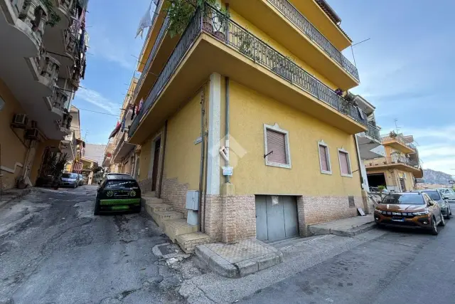 Appartamento in Via Italo Svevo 2, Bagheria - Foto 1