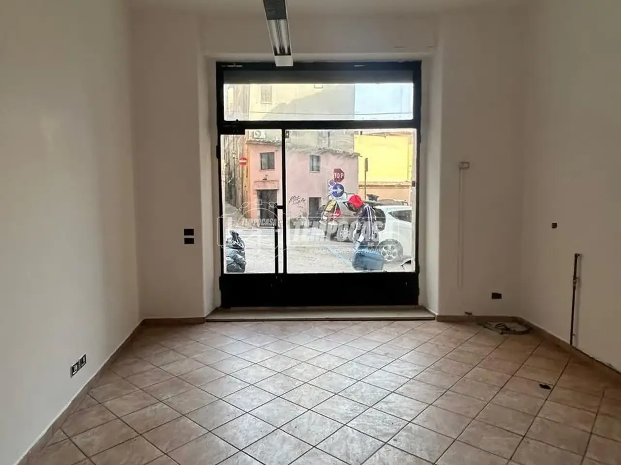 Negozio in , Perugia, {3} - Foto 1