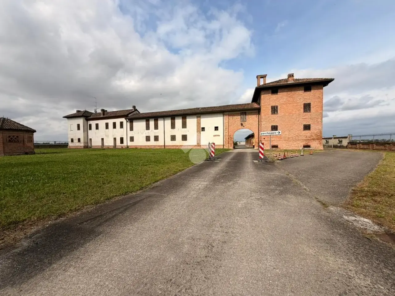 Palazzina commerciale in Via Cerchetta 7, Sale, {3} - Foto 2