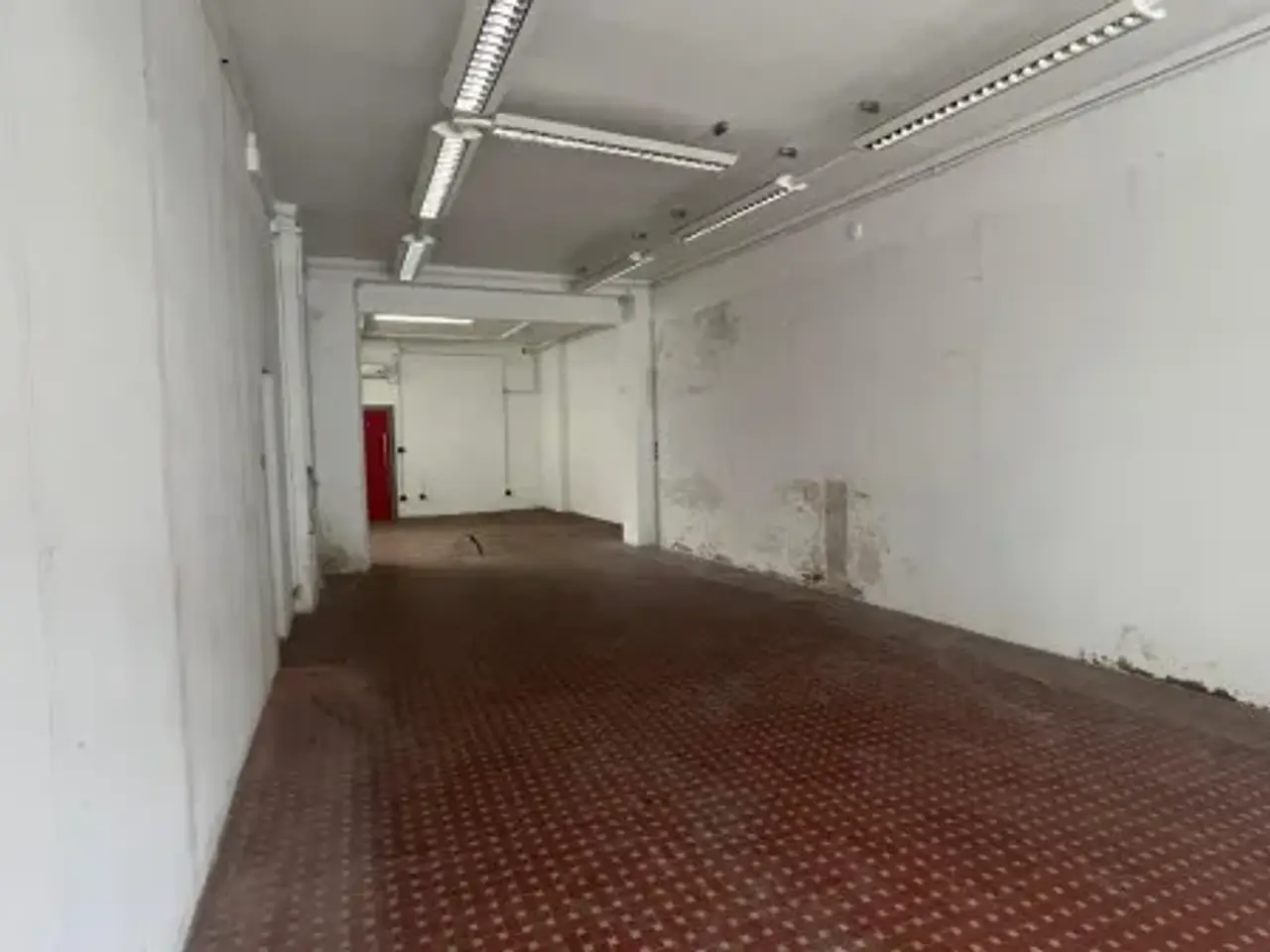Negozio in Via Ferdinando Salotto 68, Carignano, {3} - Foto 2