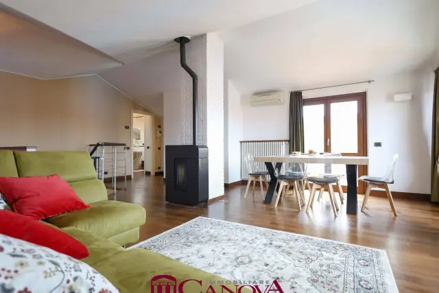 4-room flat in Via Roma, Saronno - Photo 1