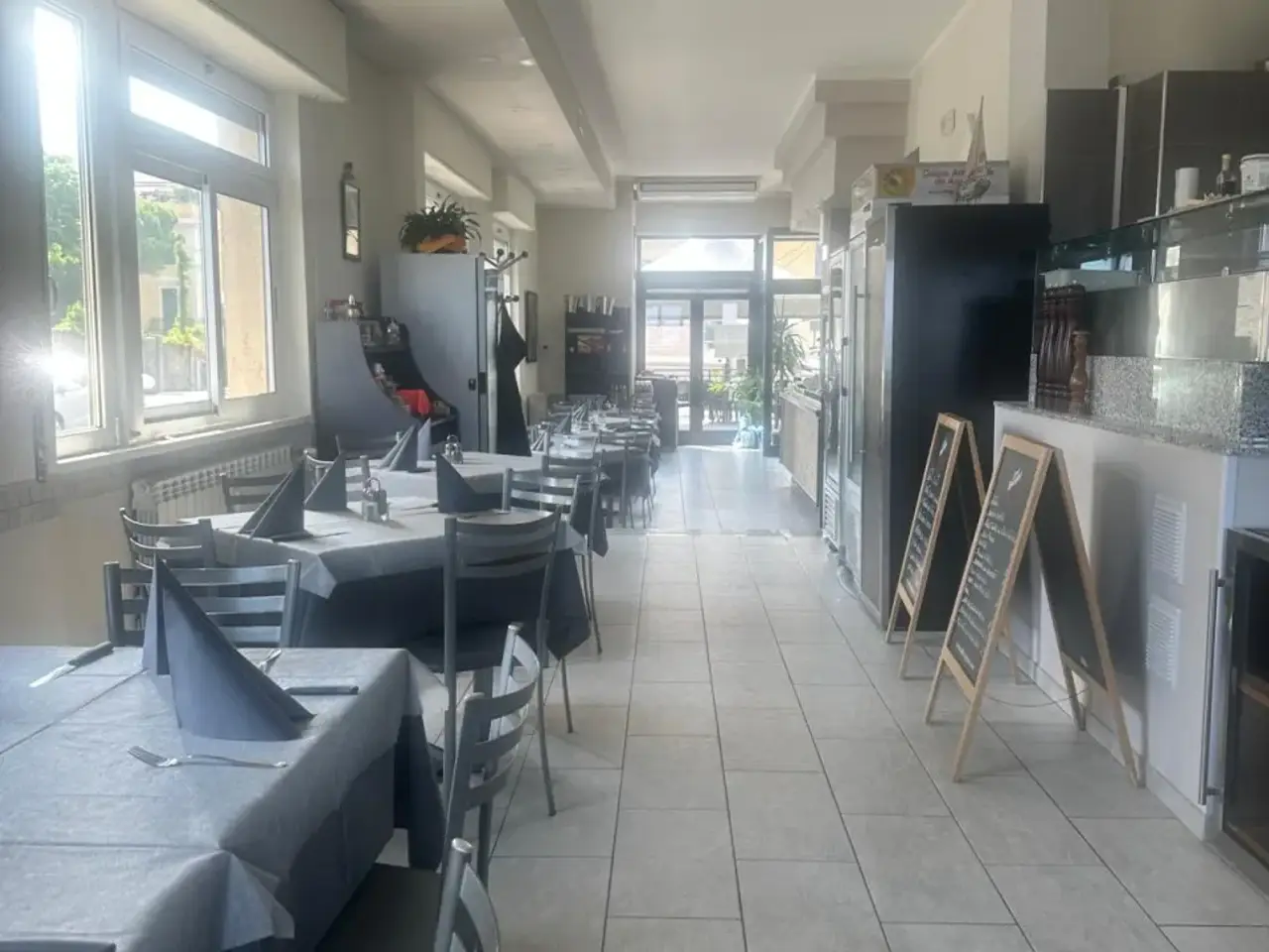 Ristorante in Via Aurelia, Vado Ligure, {3} - Foto 1