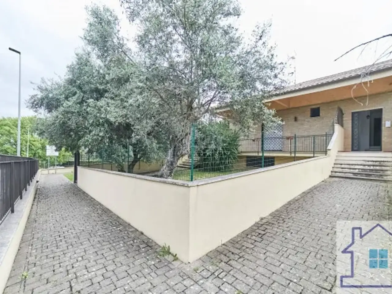 Ufficio in Viale Enrico Fermi 48, Frascati, {3} - Foto 1