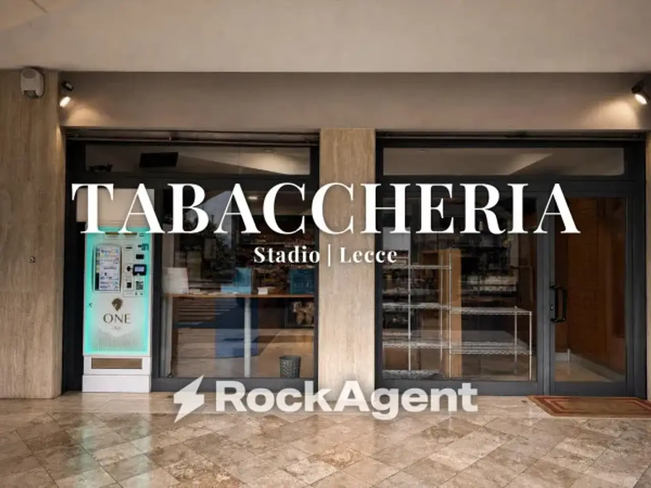 Tabaccheria in Viale Aldo Moro 33, Lecce, {3} - Foto 1