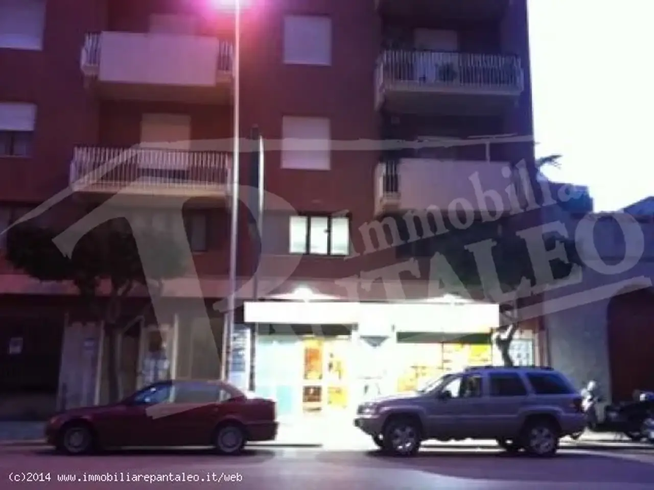 Esercizio commerciale in 
Via Mazzini									, 
Marsala									, Marsala, {3} - Foto 1