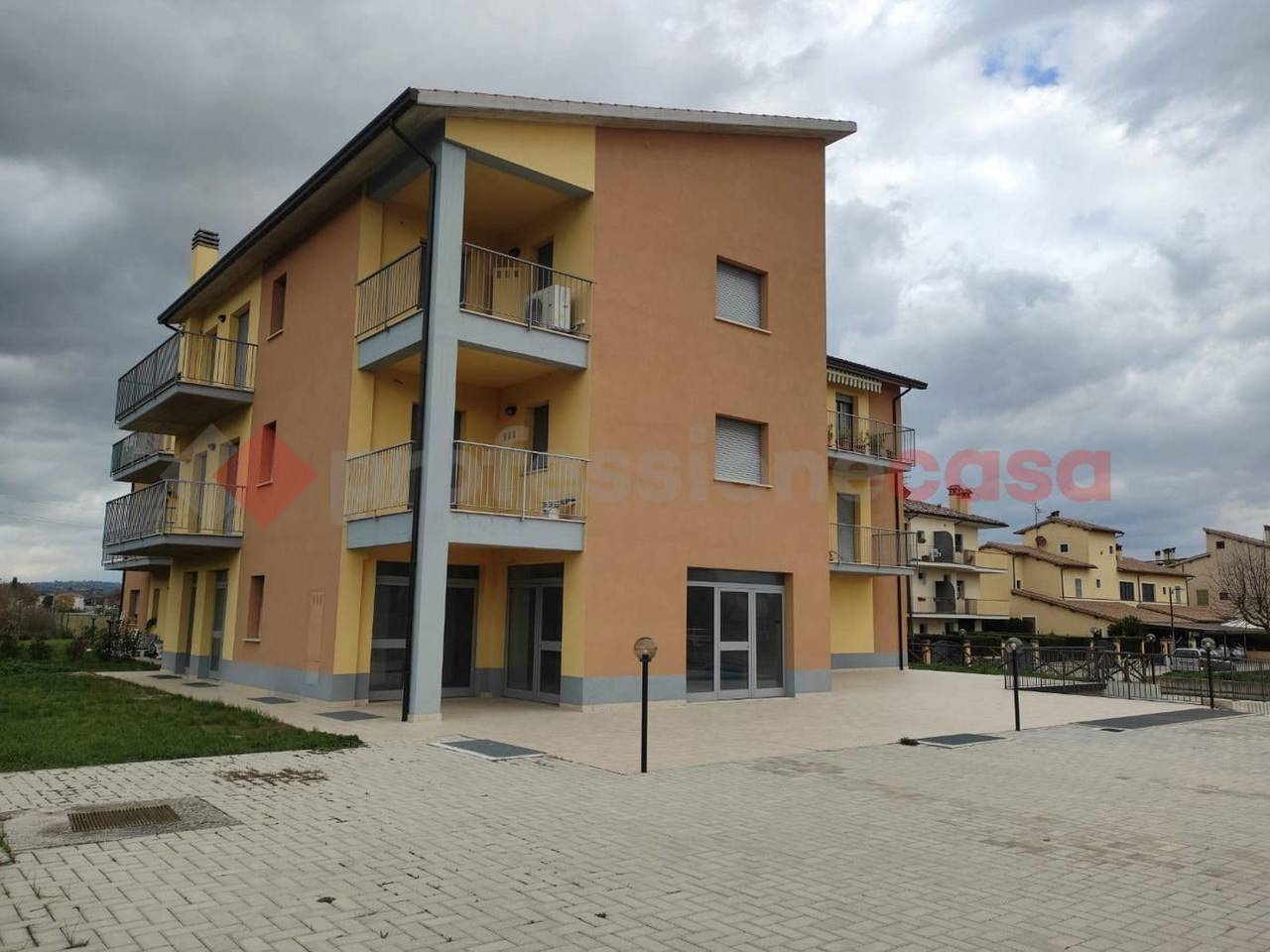 immagine annuncio 1 di 9