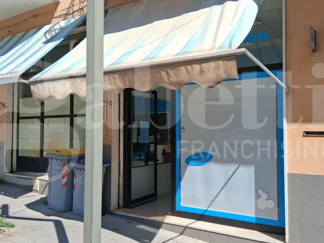 Esercizio commerciale in Via Ugo La Malfa 38, Ragusa, {3} - Foto 2