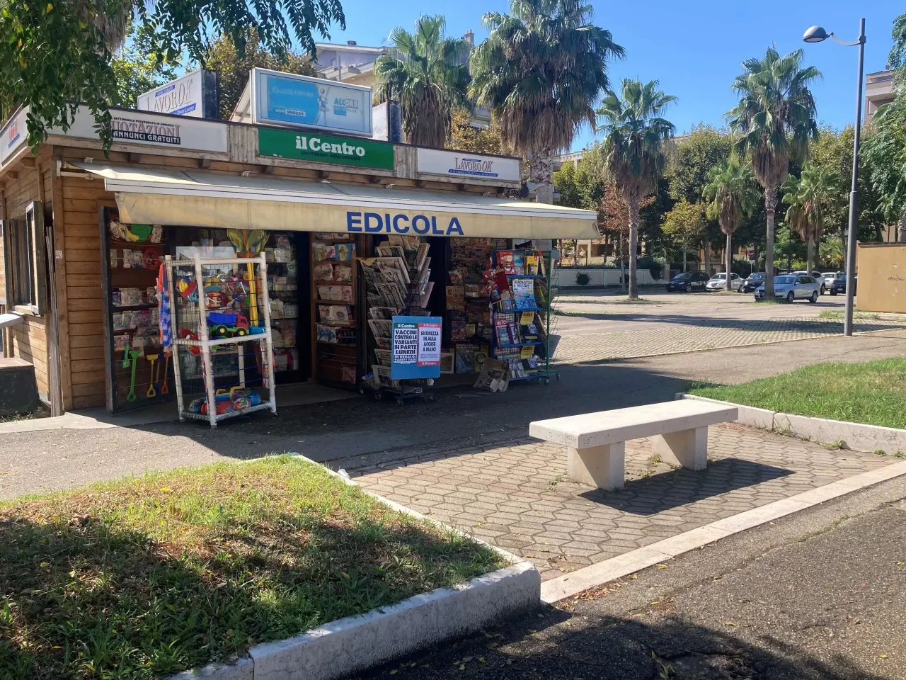 Negozio in Via Aldo Moro, Montesilvano, {3} - Foto 1