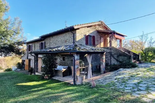 Country house or cottage in Via della Libertà, Bucine - Photo 1