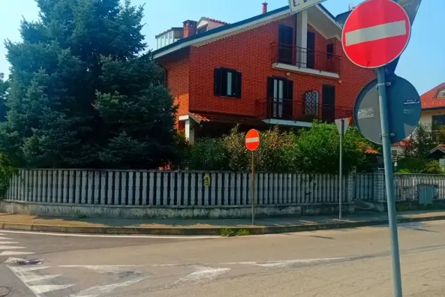 insertion image