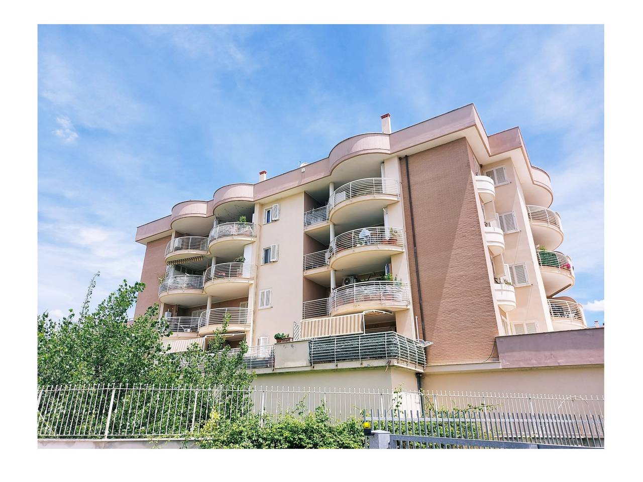 immagine annuncio 2 di 4