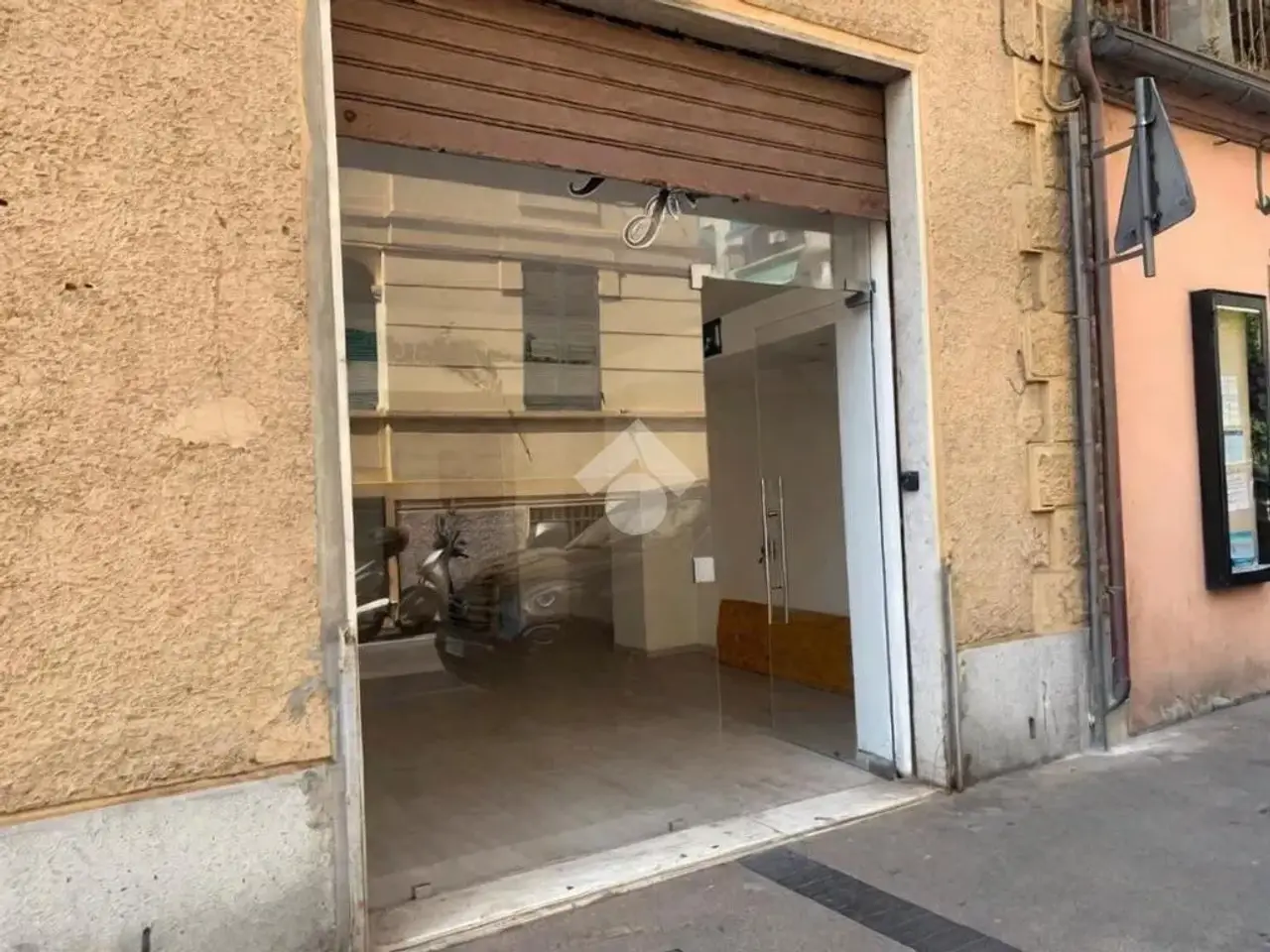Negozio in Via XXV Aprile 1945, Santa Margherita Ligure, {3} - Foto 1