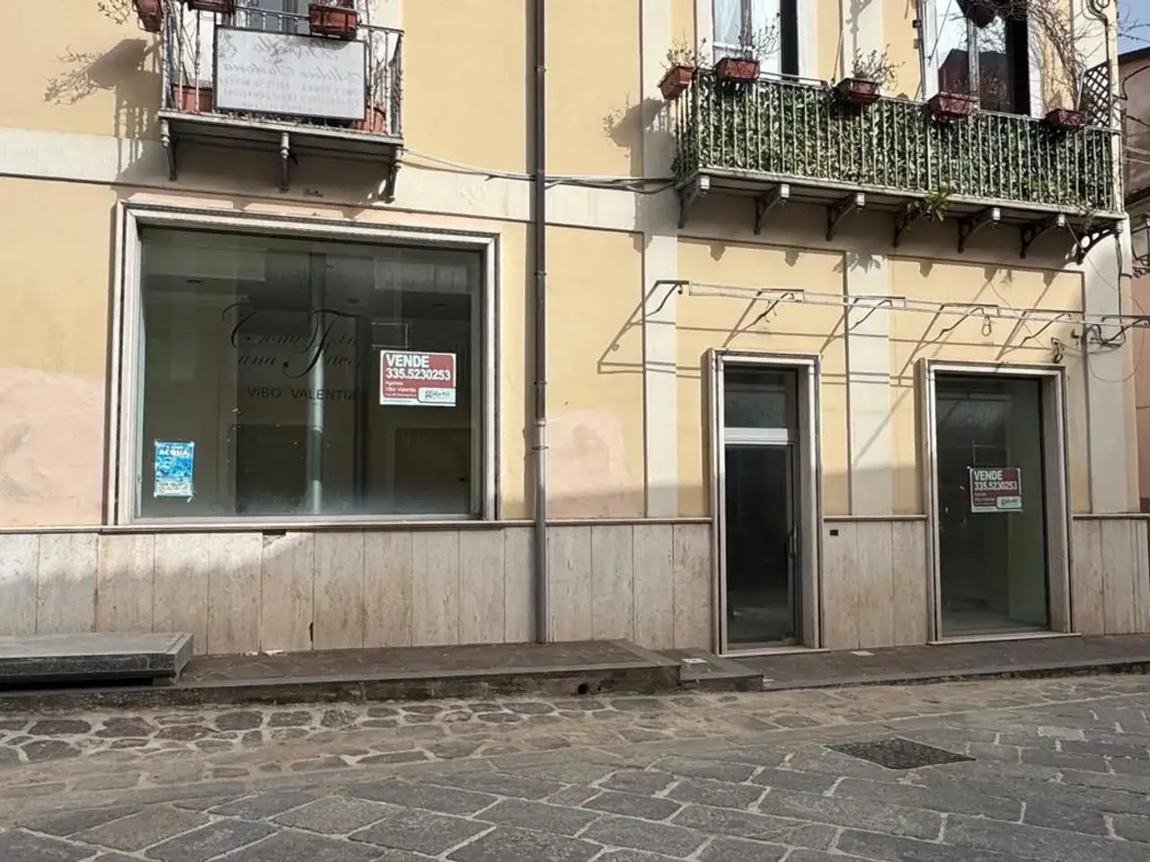 Negozio in Via Luigi Razza Snc, Vibo Valentia, {3} - Foto 2