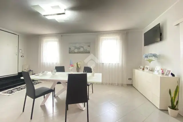 4-room flat in Via Corchiano 15, Fabrica di Roma - Photo 1