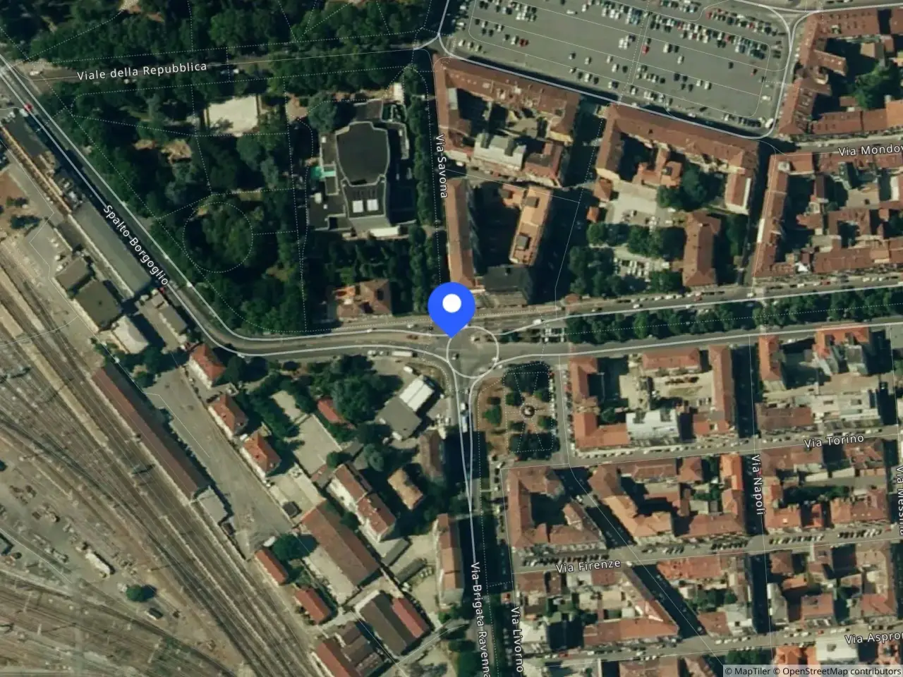 Negozio in Lungotanaro Magenta 25 25, Alessandria, {3} - Foto 2