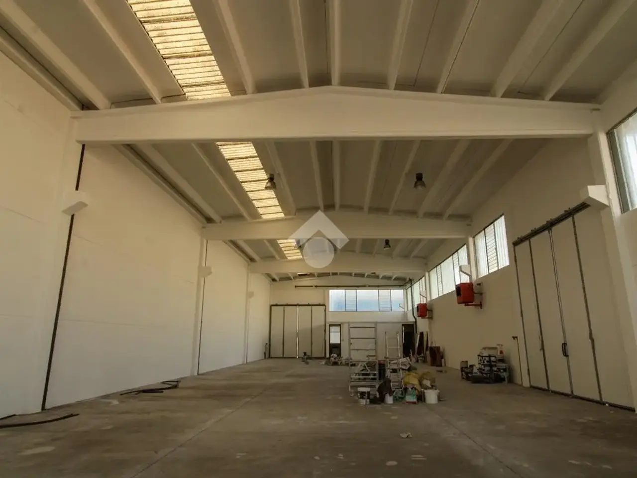 Capannone in Via Bartolomeo Colleoni 1, Boltiere, {3} - Foto 1