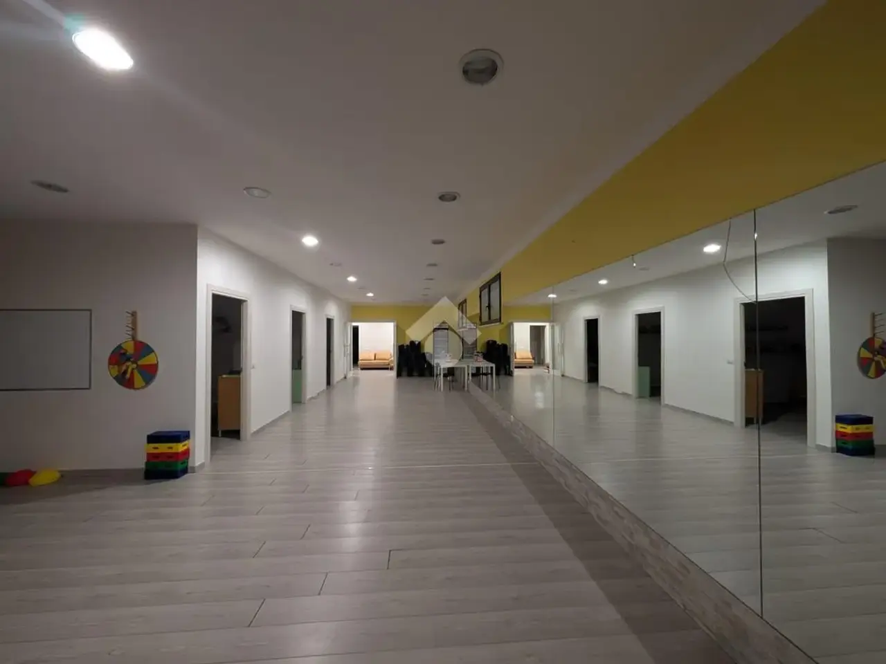 Negozio in Via Venezia 130, Ardea, {3} - Foto 1