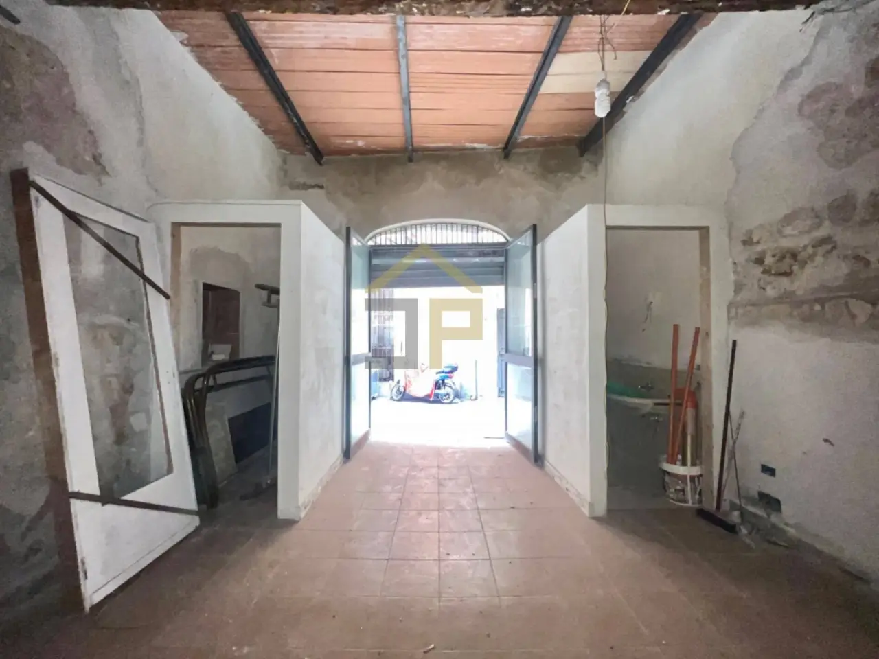 Magazzino in Vicolo Mezzojuso 12, Palermo, {3} - Foto 2