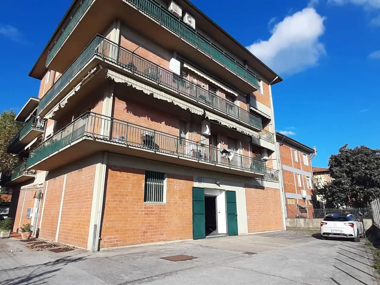 Negozio in , Pistoia, {3} - Foto 2