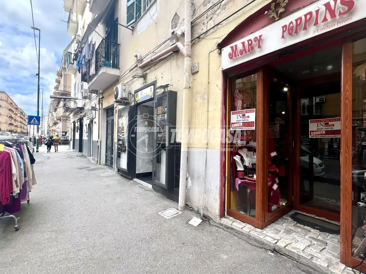 Negozio in Via Colonnello Carlo Lahalle 29, Napoli, {3} - Foto 1