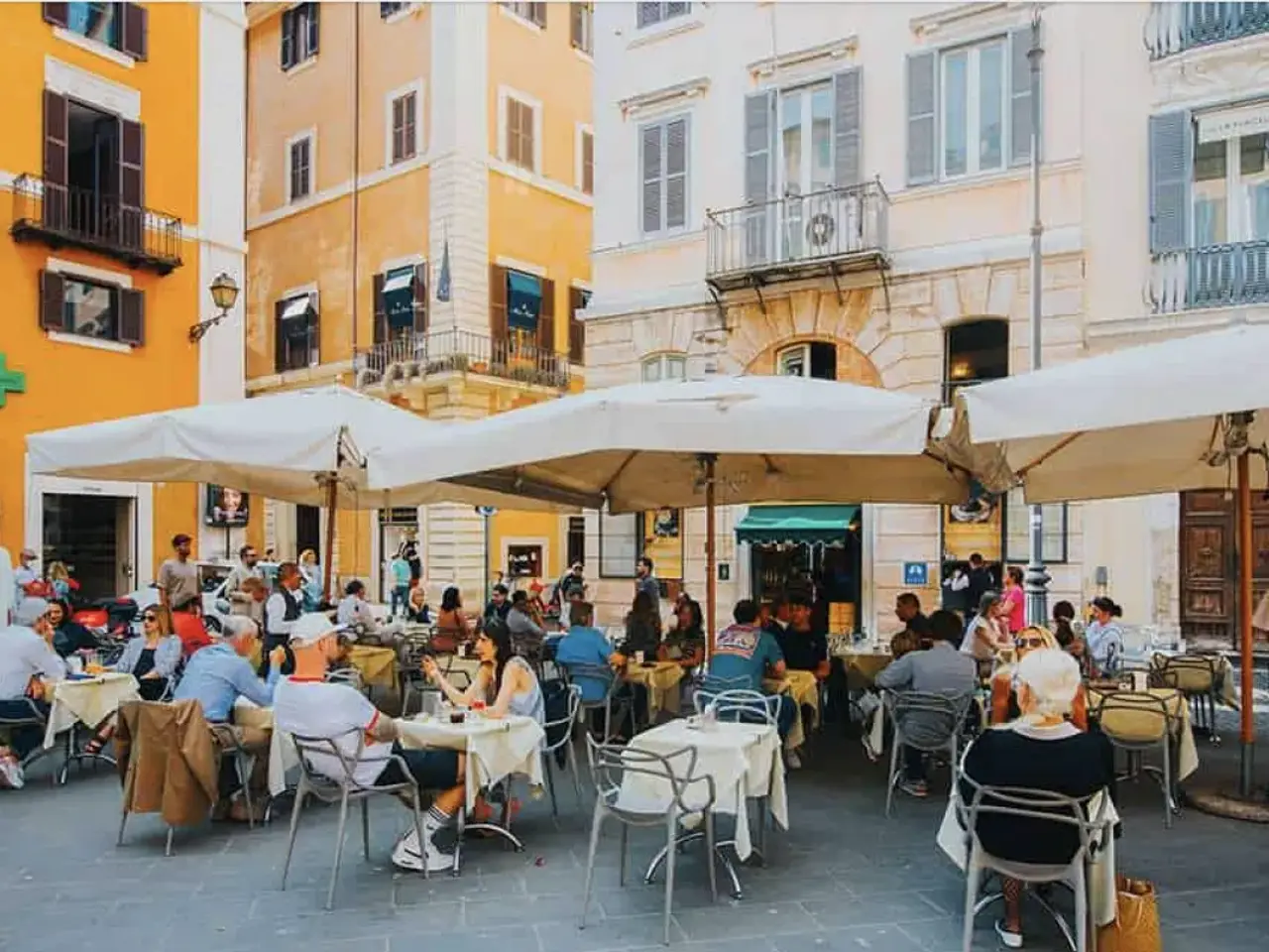 Ristorante in Piazzale Giuseppe Mazzini, Padova, {3} - Foto 1