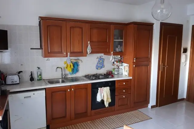 3-room flat, Latina - Photo 1