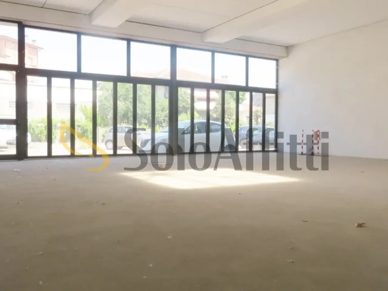 Negozio in Via Como, Busto Arsizio, {3} - Foto 2