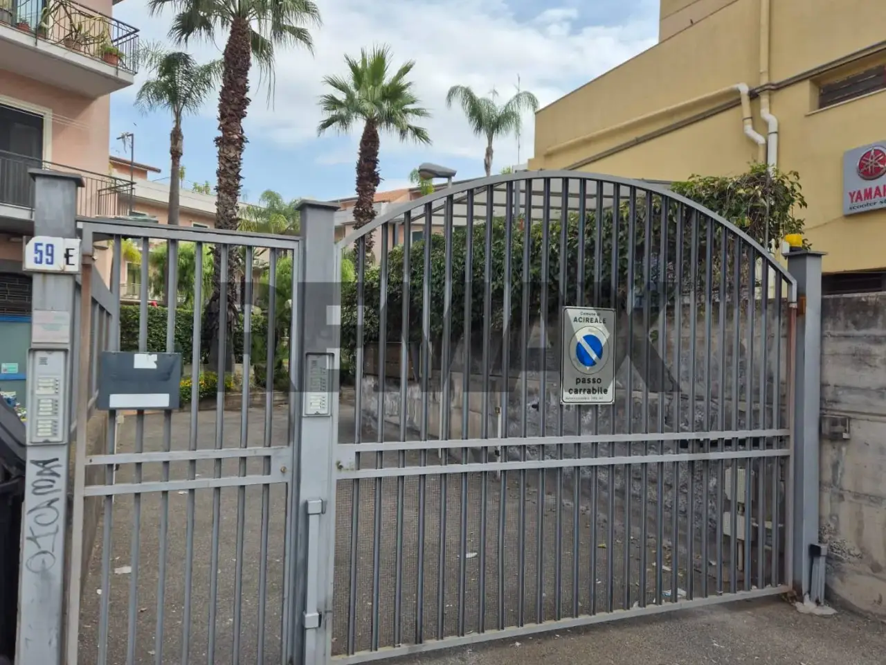 Negozio in Via Leonardo da Vinci 59/E, Acireale, {3} - Foto 1