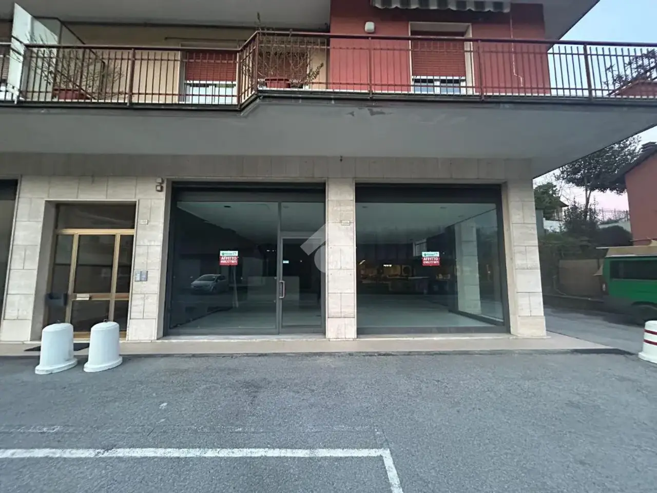 Negozio in Via del Commercio, Moconesi, {3} - Foto 1